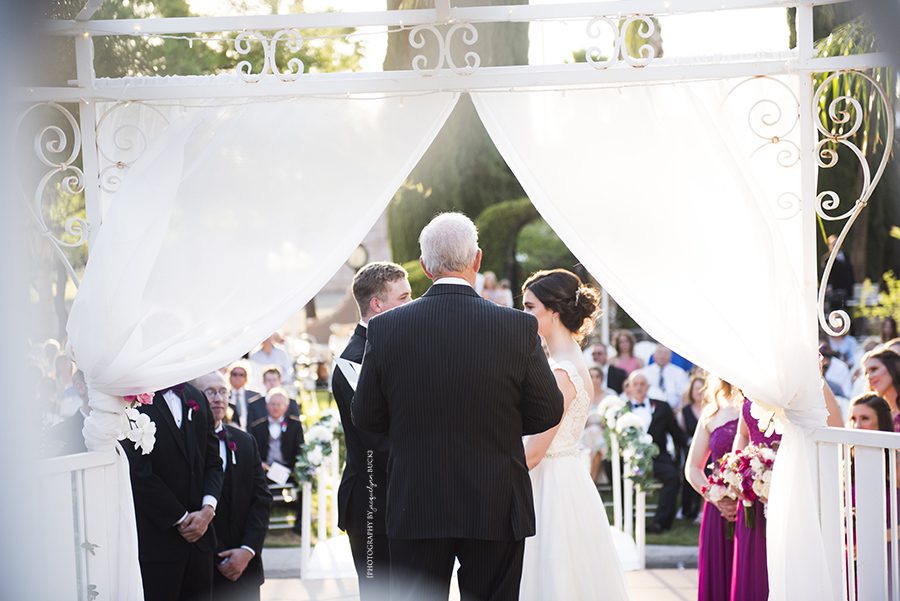 0010 lee and dennis happily ever after {sneak peek} {photography by jacquelynn buck}