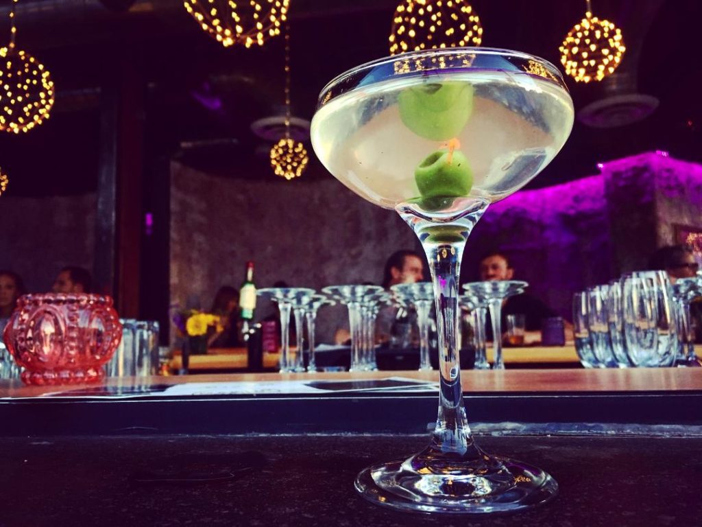 craft cocktail dirty martini pictures