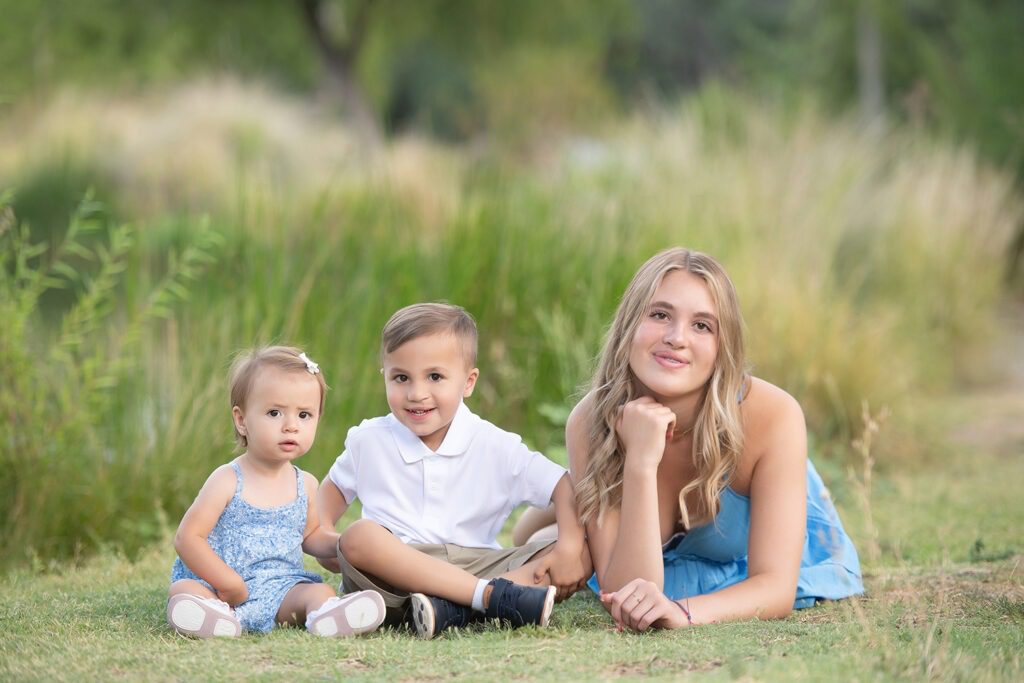 Tucson Spring Sibling Photos with Ducks!