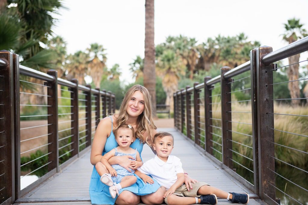 Tucson Spring Sibling Photos with Ducks!