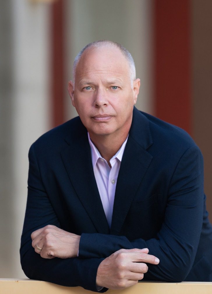 Where to Get Personal Brand Photos in Tucson That Truly Reflect You