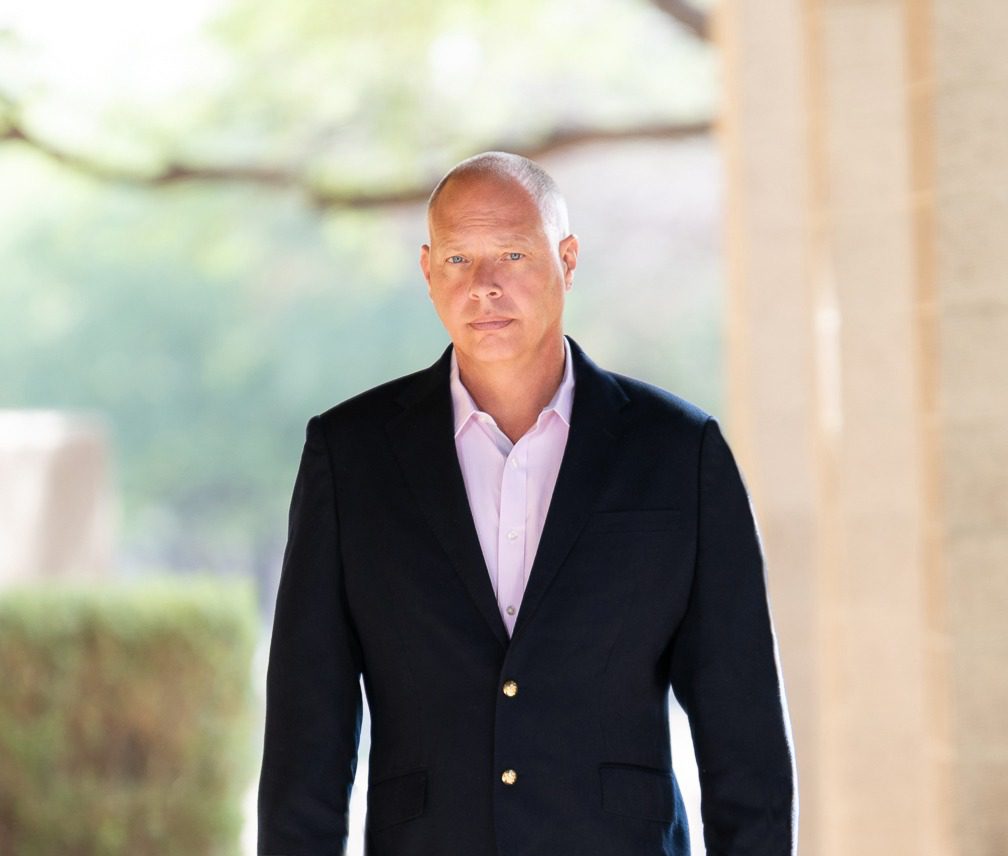 Where to Get Personal Brand Photos in Tucson That Truly Reflect You