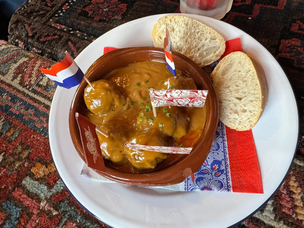 Petit Heemelrijck
Sherpa food tours Amsterdam